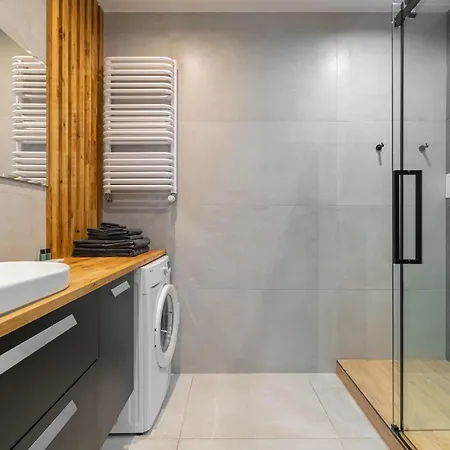 Harmony Apartment Ceglana - Free Parking - Self Check-In Katovice Exteriér fotografie