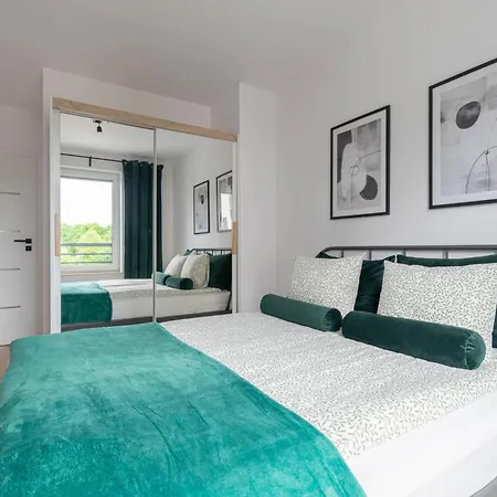 Harmony Apartment Ceglana - Free Parking - Self Check-In Katovice Exteriér fotografie